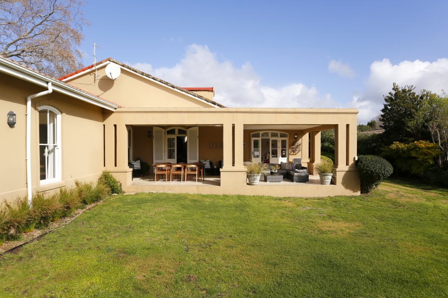 4 Bedroom Property for Sale in Constantia Western Cape